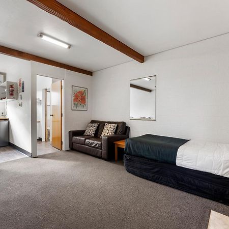 Coachman'S Lodge Motel วังกานุย ภายนอก รูปภาพ